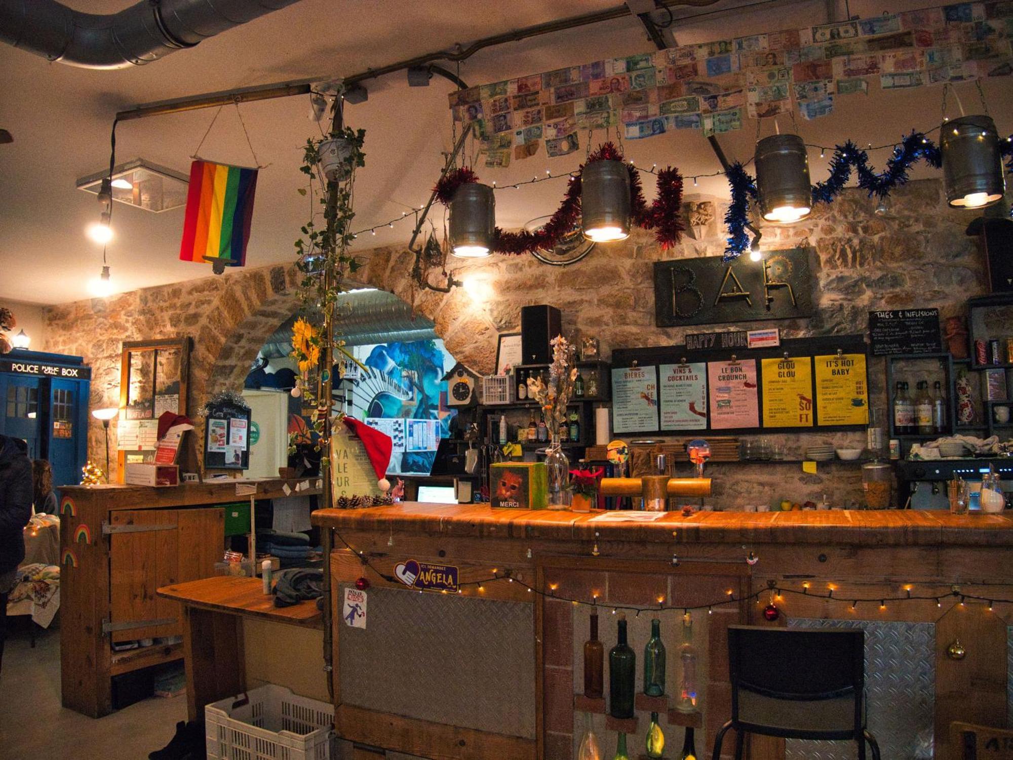 Le Flaneur Guesthouse ลียง ภายนอก รูปภาพ